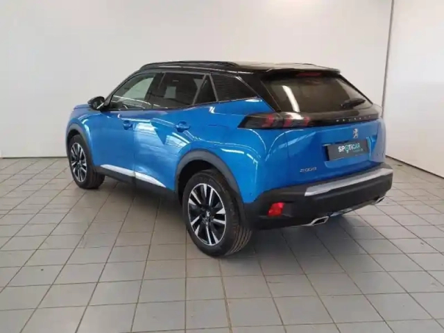 Peugeot 2008 1.2 puretech 130ch s&amp;s gt pack eat8 — photo 6