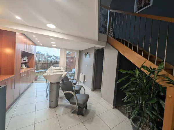 Bureaux 4 pièces 135 m²