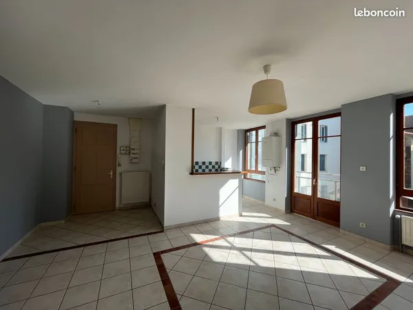 Prox carnot t2 + terrasse + parking