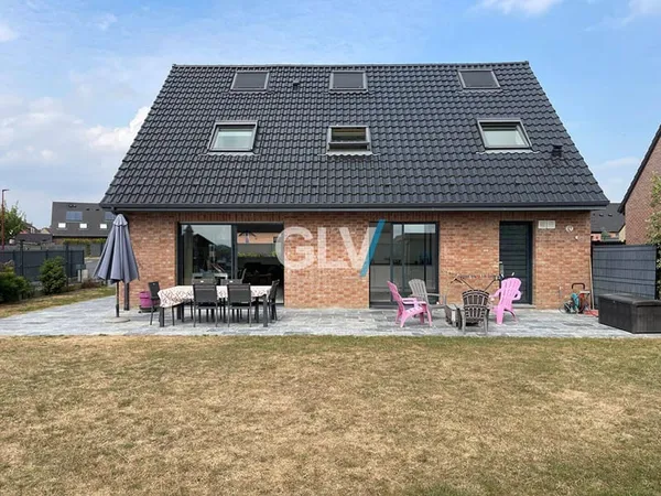 Maison 6 pièces 136 m²