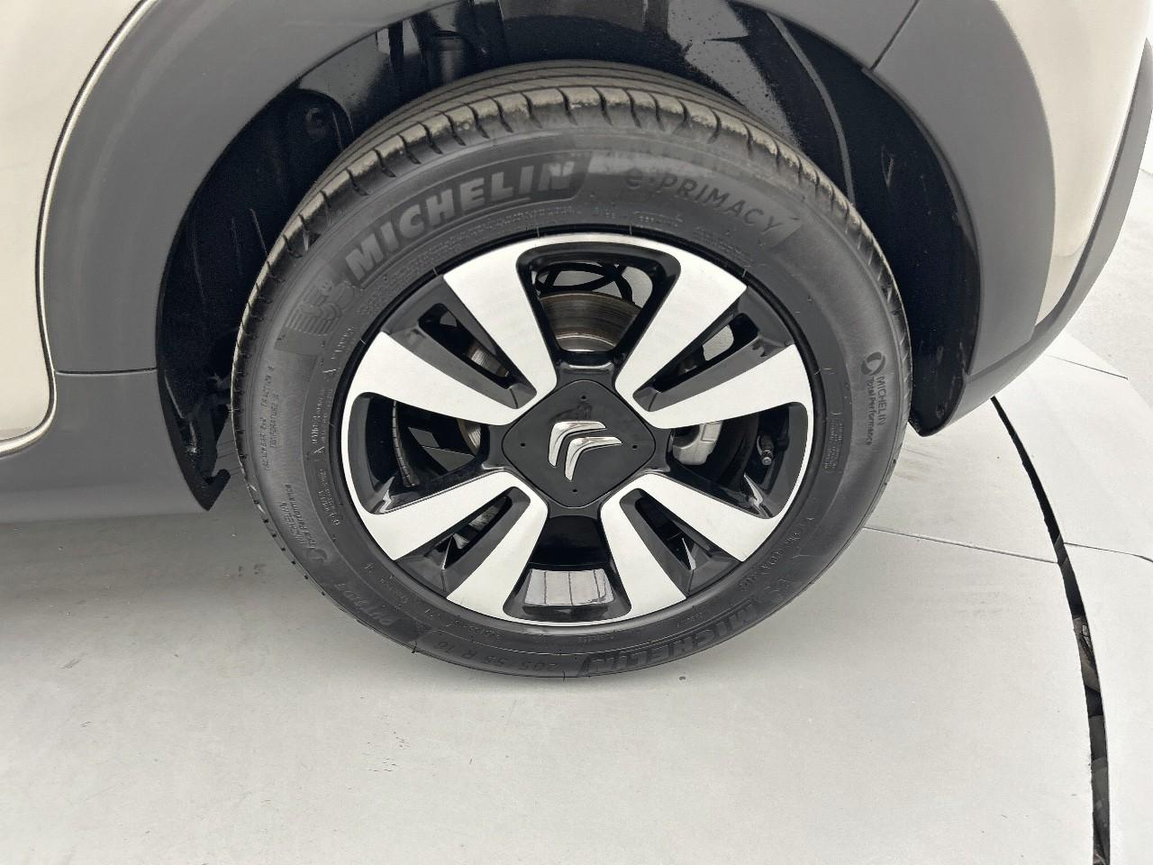 Citroën C3 puretech 110 s&s eat6 shine — photo 16
