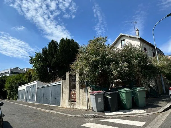 Vente Terrain de 200 m² à fort potentiel - Idéal Promoteur Immobilier
