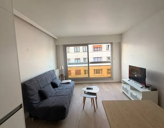 Studio 1 pièce 27 m²
