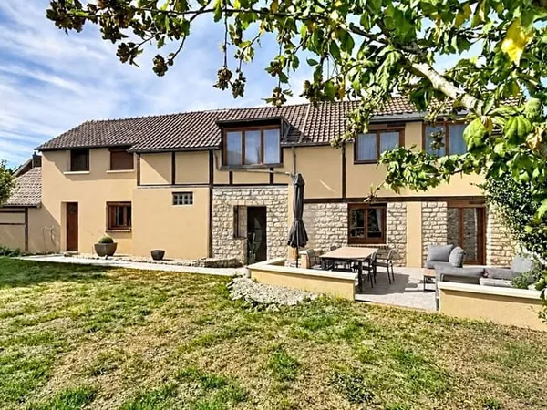 Maison 5 pièces 147 m²