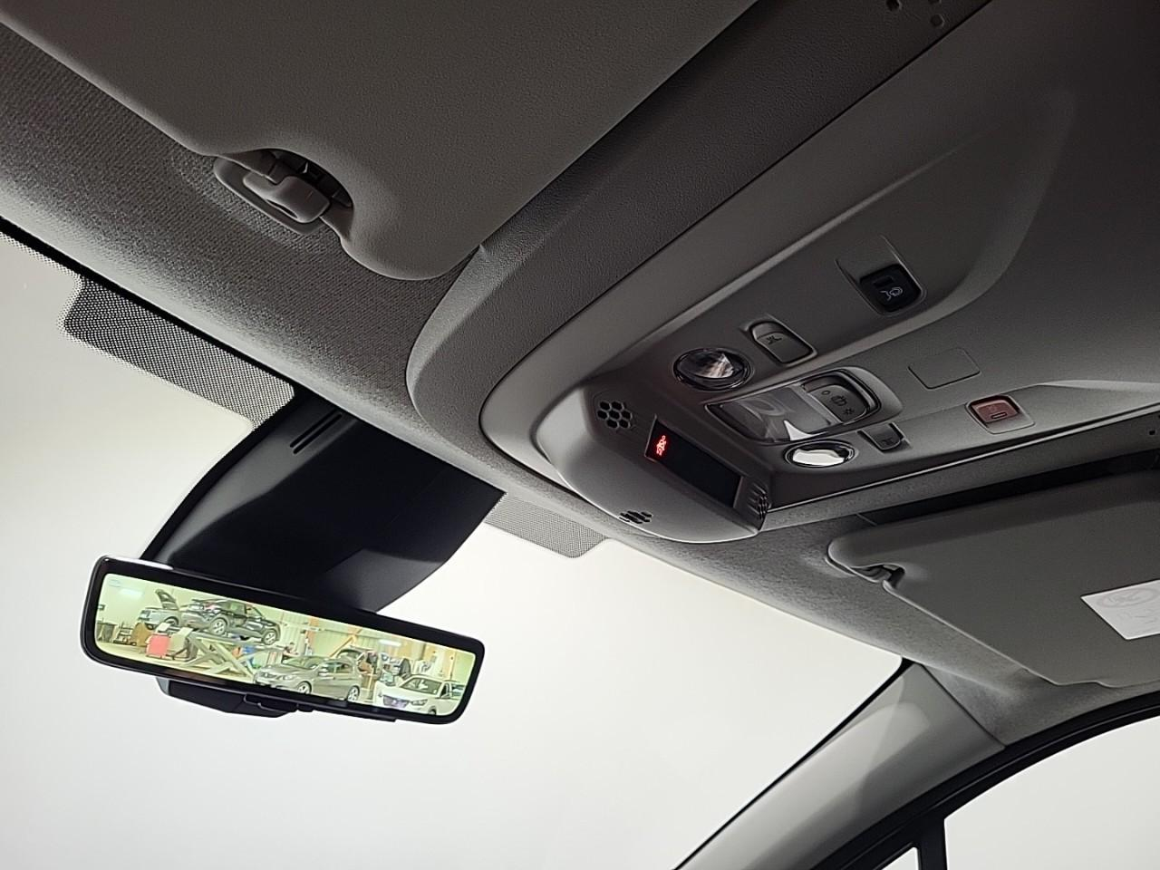 Citroën Berlingo van m diesel 100 ch manuelle — photo 24