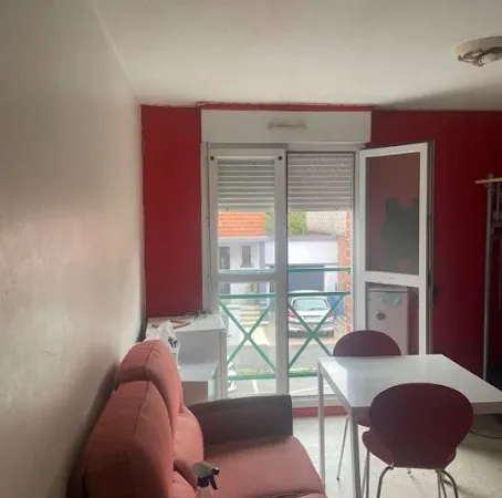 Studio 1 pièce 18 m²