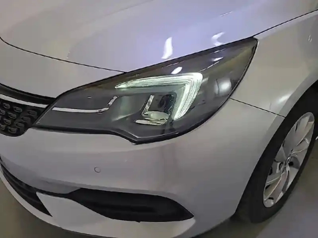 Opel Astra 1.2 turbo 110 ch bvm6 — photo 80