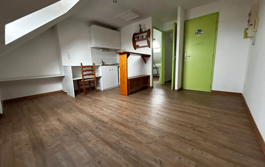 Photo 1