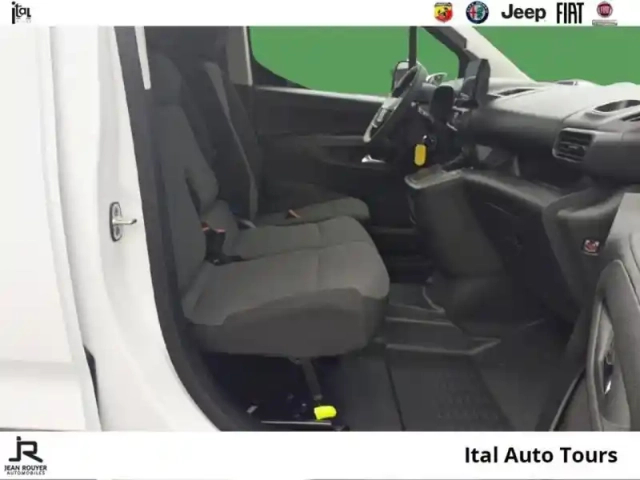 Fiat Doblo fg m diesel 130ch automatique pack premium connect 19990? ht — photo 2