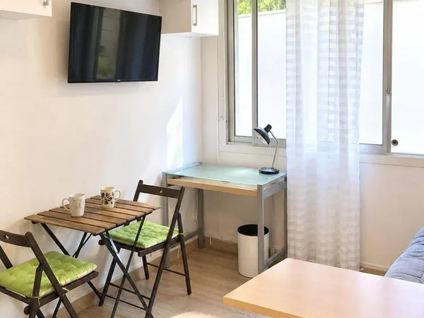 Appartement 1 pièce 14 m²