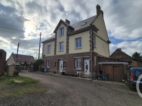 Maison 11 pièces 240 m²