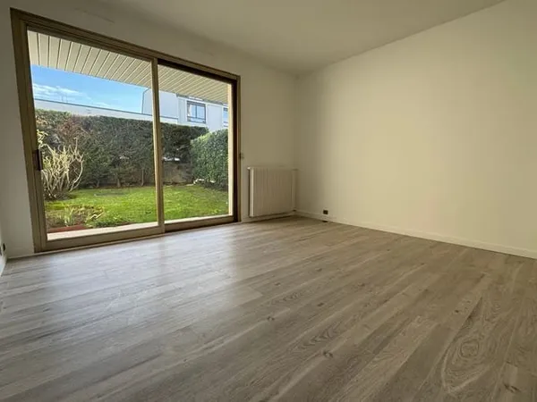 Studio 1 pièce 30 m²