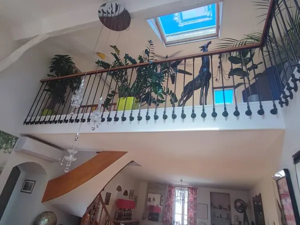 Appartement 6 pièces 150 m²