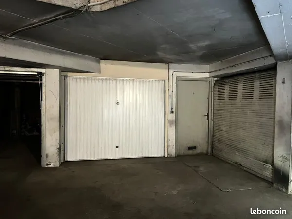 Parking 14 m² Vincennes