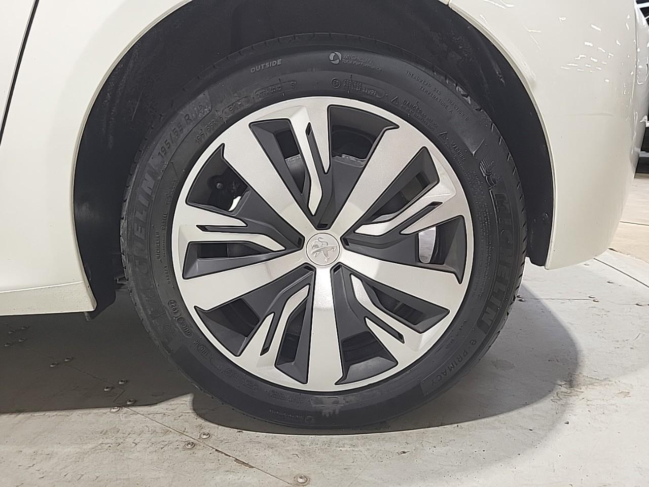 Peugeot 208 puretech 75 s&s bvm5 active pack — photo 16