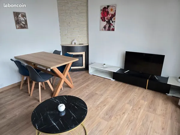 Appartement rénové 85 m2 / 3 chambres à louer