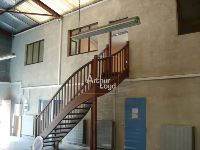 Photo 2