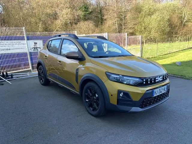 Dacia Sandero eco-g 120 auto — photo 6