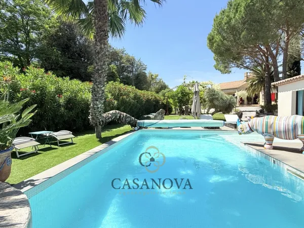 Villa 6 pièces 180 m²