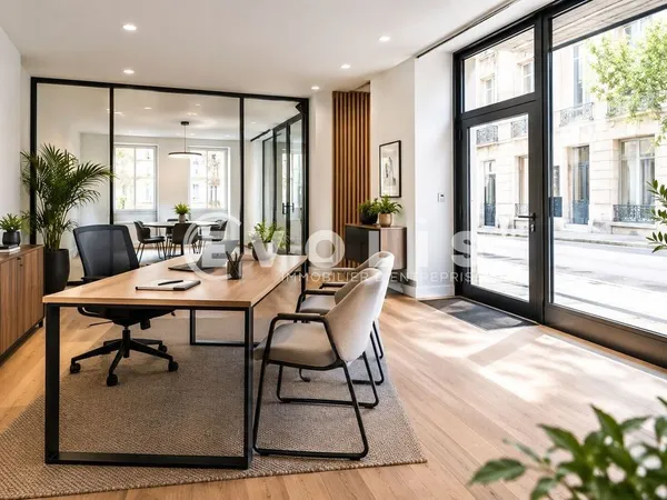 Locaux commerciaux - A VENDRE - 83 m² non divisibles