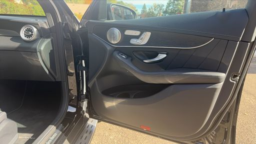 Mercedes Classe GLC 300 e  320 EQ Power 4Matic 9G-Tronic - AMG Line – 2021 – 27029 km – Hybride essence – Boîte Automatique — photo 56