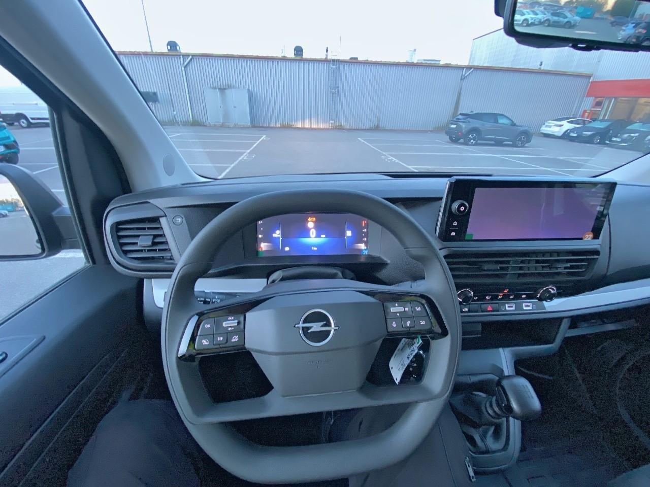 Opel Vivaro fourgon fgn taille xl bluehdi 120 s&s bvm6 — photo 12