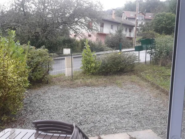 Studio 5 minutes Evian avec jardin privatif et parking