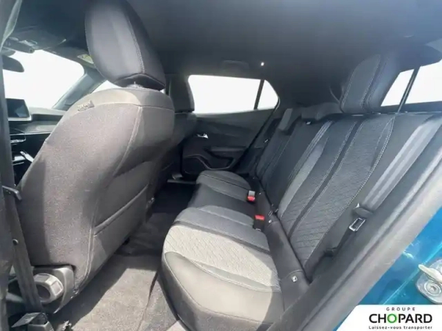 Peugeot 2008 electrique 54 kwh 156 ch — photo 18