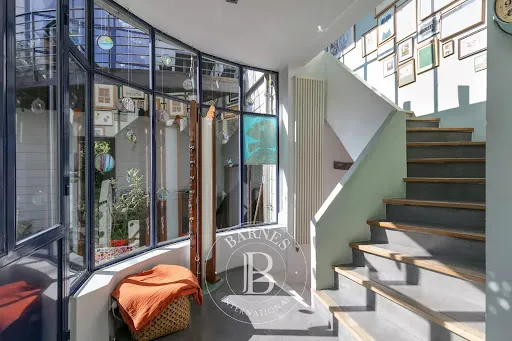 Maison 10 pièces 350 m²