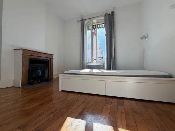Appartement 1 pièce 50 m²