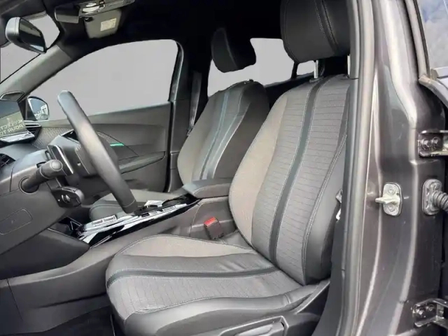 Peugeot 2008 puretech 130 s&amp;s eat8 — photo 51