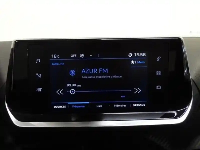 Peugeot 2008 1.2 puretech 130ch s&amp;s allure pack — photo 15