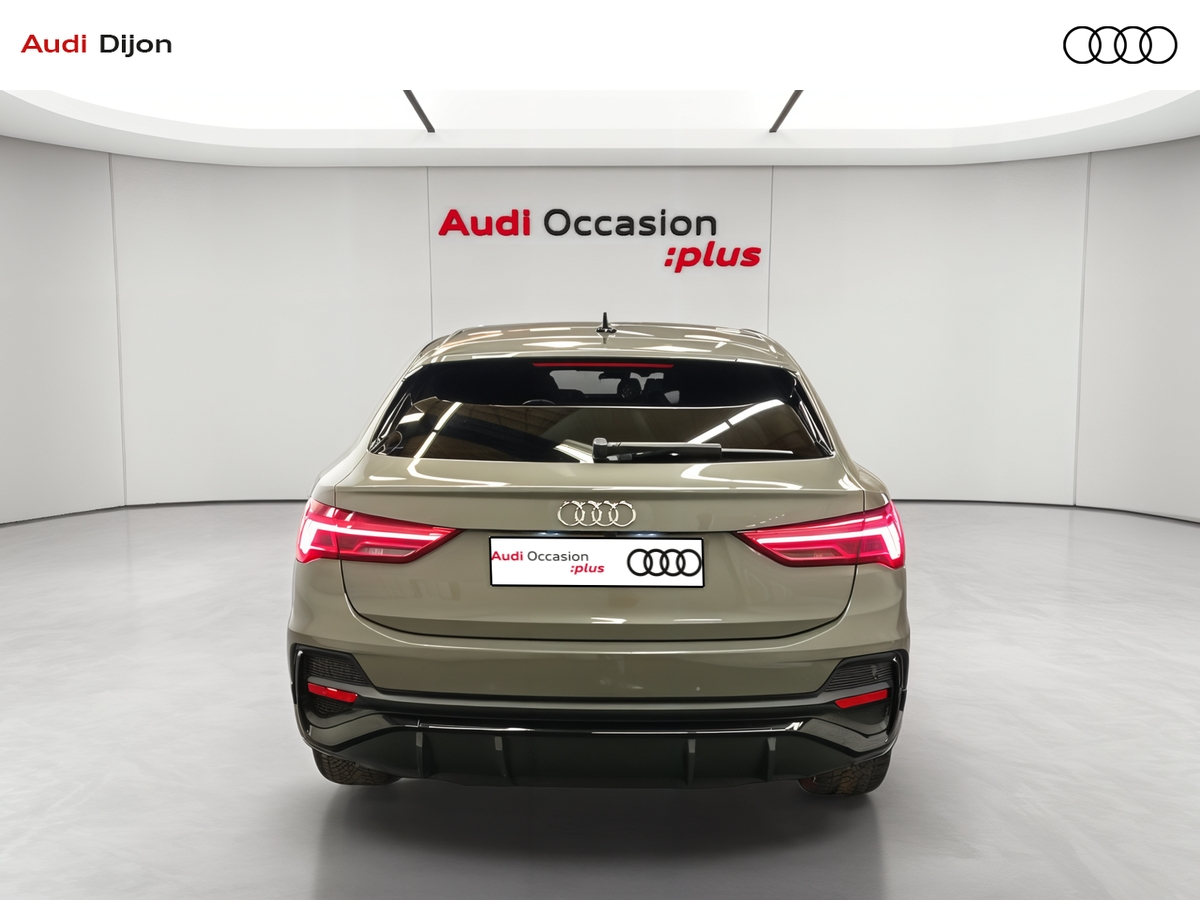 Audi Q3 Sportback 35 TFSI 150 ch S tronic 7 — photo 4