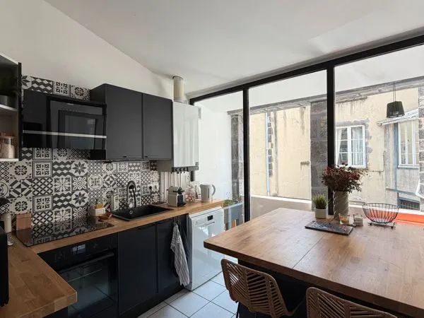 Appartement T4 92m2 avec balcon