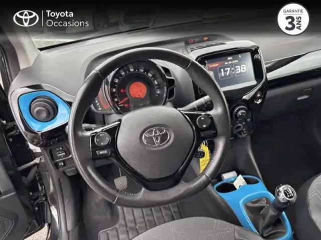 Toyota Aygo 1.0 vvt-i 72ch x-trend 5p — photo 9