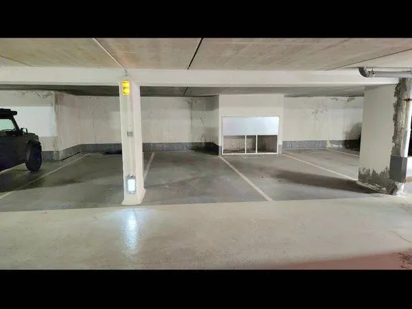 Parking 17 m²