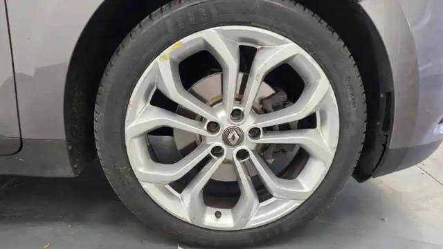 Renault Scenic tce 115 fap — photo 19