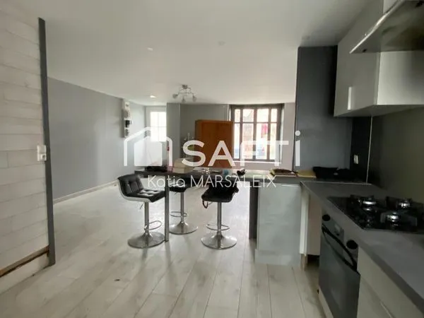 Maison 11 pièces 231 m²