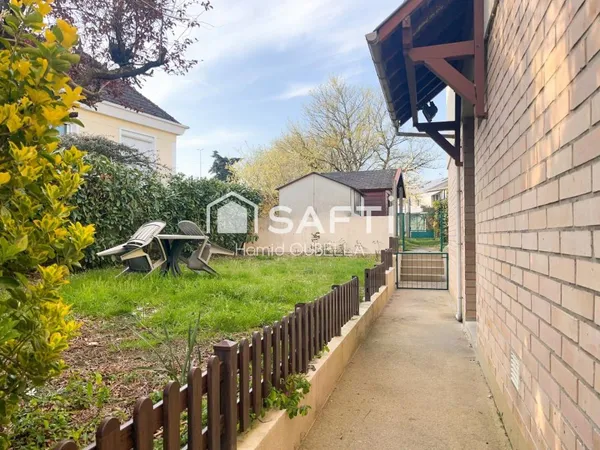 Maison familiale 115 m² avec 4 chambres et garage - Le Mans Est