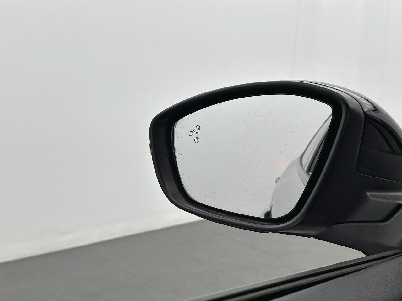 Peugeot 2008 puretech 130 s&s bvm6 gt — photo 33