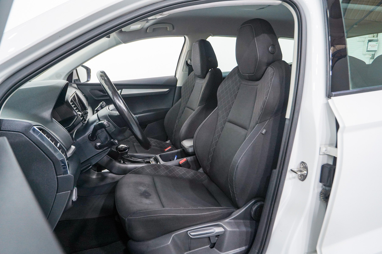 Skoda Karoq — photo 12