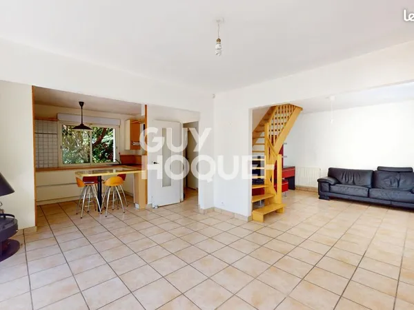 Maison 7 pièces 142 m²