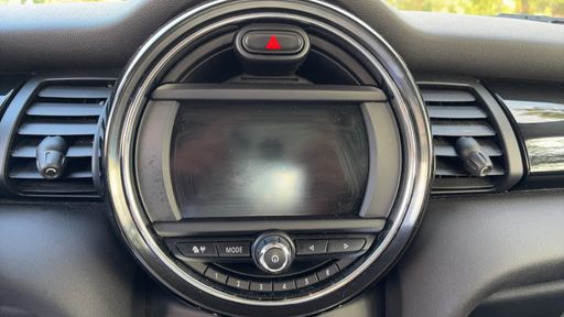 Mini Mini 1.5 One 102 - One – 2018 – 46612 km – Essence – Boîte Manuelle — photo 6
