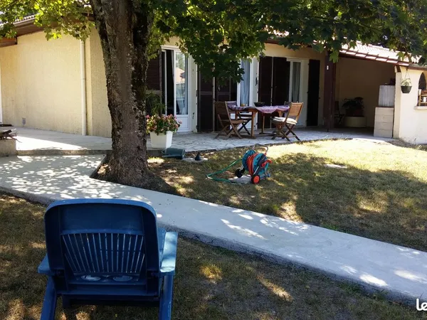 Maison meuble à l'Année 3 CH Mios