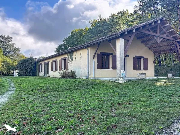 Maison 8 pièces 204 m²
