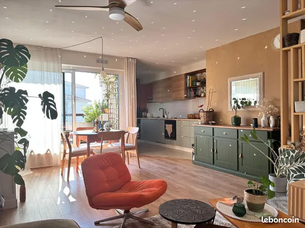 Triplex rénové T3 - 68 m² - 2 terrasses - Clim - 2 parkings - Montpellier Hôpitaux-Faculté