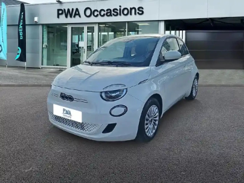 Fiat 500 e 95ch action