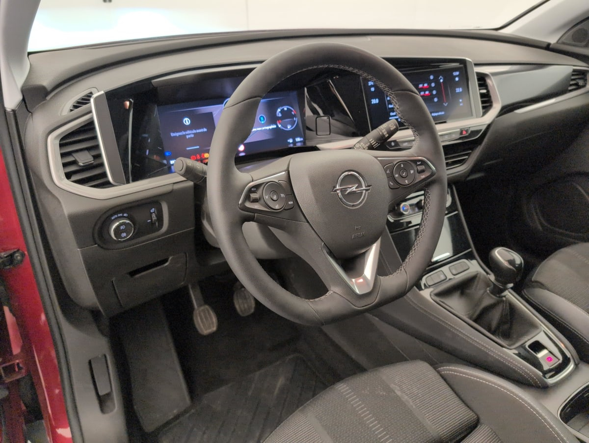 Opel Grandland — photo 15