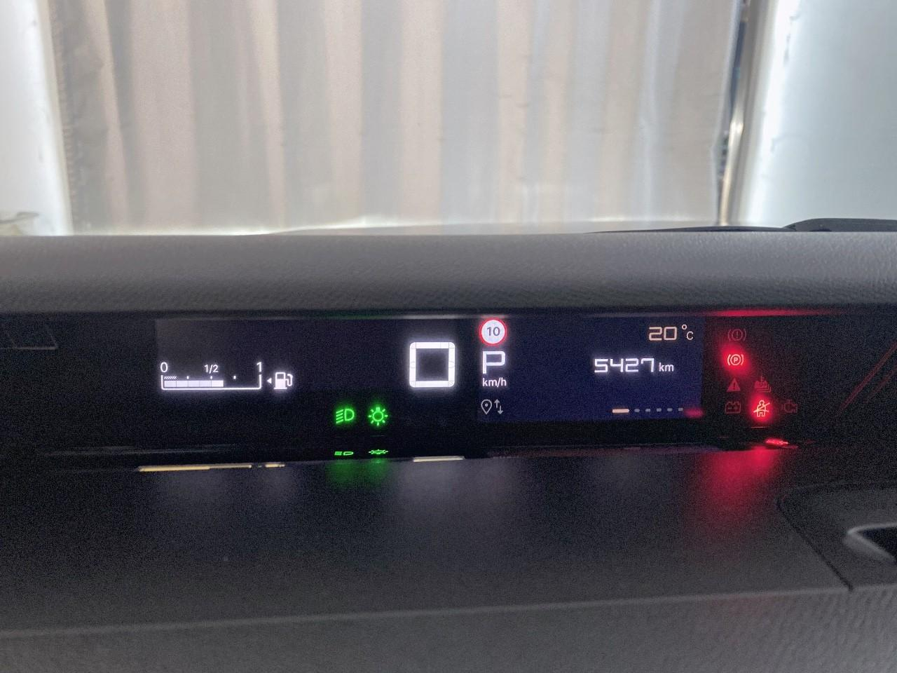 Citroën C3 Aircross hybride 145 ch aut max — photo 13