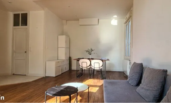 Tours - Tranchée | T2 de charme avec terrasse plein sud de 16 m² - 239 000